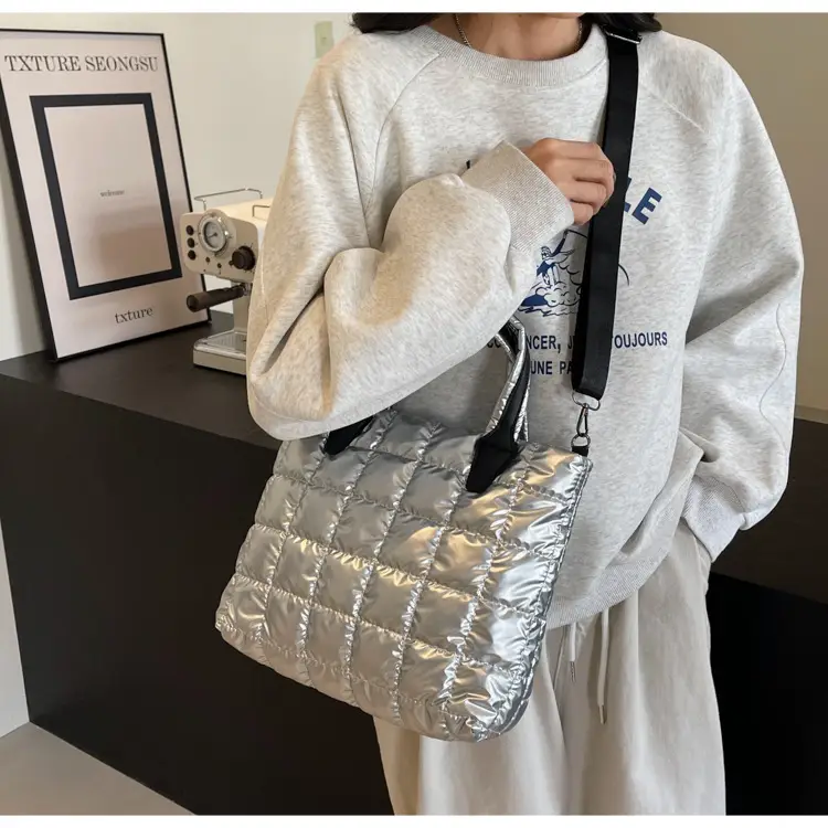 Black Quilted Shoulder Bag for Women 2024 — feature 11