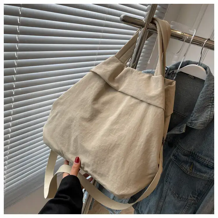 Lulul Women's Ultra-Light Nylon Shoulder Bag Beige — feature 133