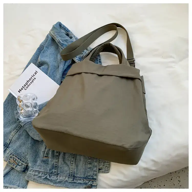 Lulul Women's Ultra-Light Nylon Shoulder Bag Beige — feature 144