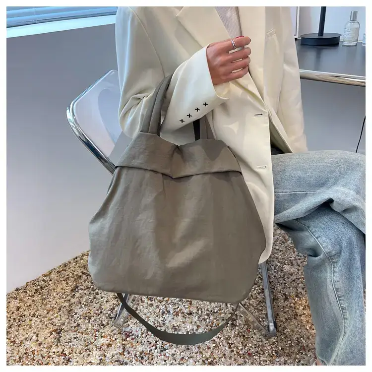 Lulul Women's Ultra-Light Nylon Shoulder Bag Beige — feature 58