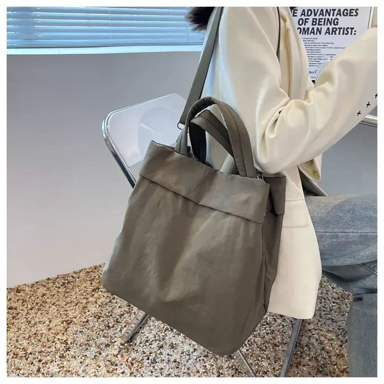 Lulul Women's Ultra-Light Nylon Shoulder Bag Beige — feature 64