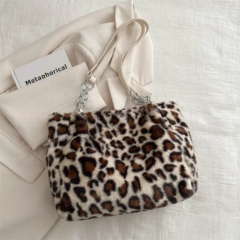 Plush Leopard Print Shoulder Bag for Women - Image 2