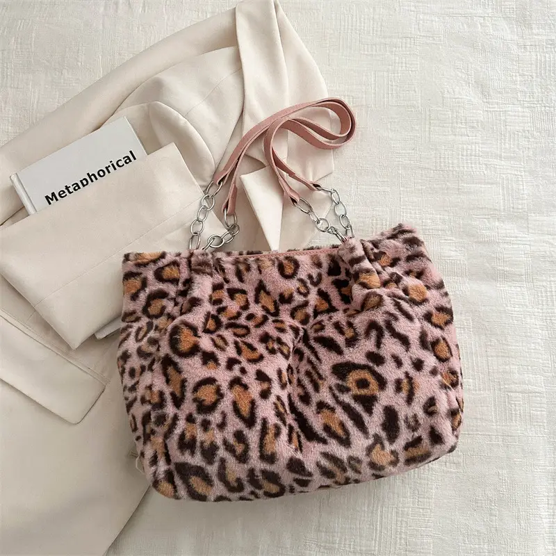 Plush Leopard Print Shoulder Bag for Women - Image 3