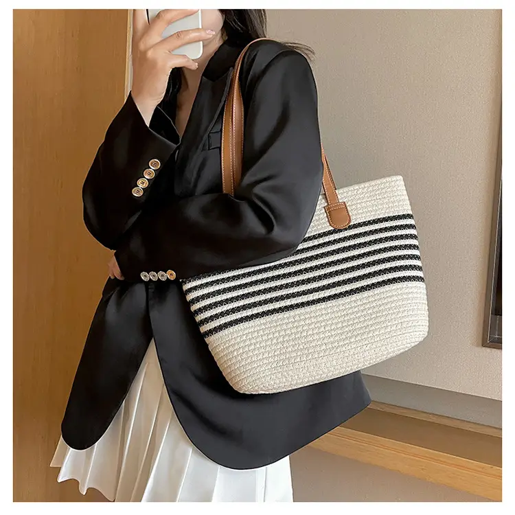 Women Woven Straw Shoulder Bag Large Capacity Textured Commuter Beach Bag — feature 28