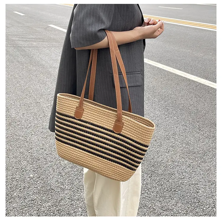 Women Woven Straw Shoulder Bag Large Capacity Textured Commuter Beach Bag — feature 31