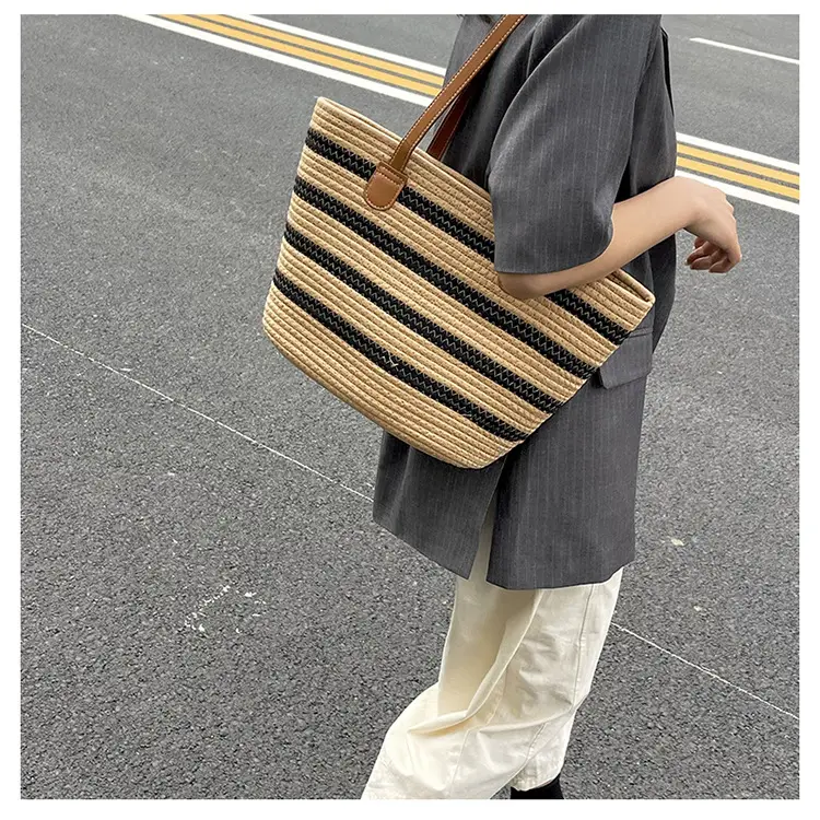 Women Woven Straw Shoulder Bag Large Capacity Textured Commuter Beach Bag — feature 36