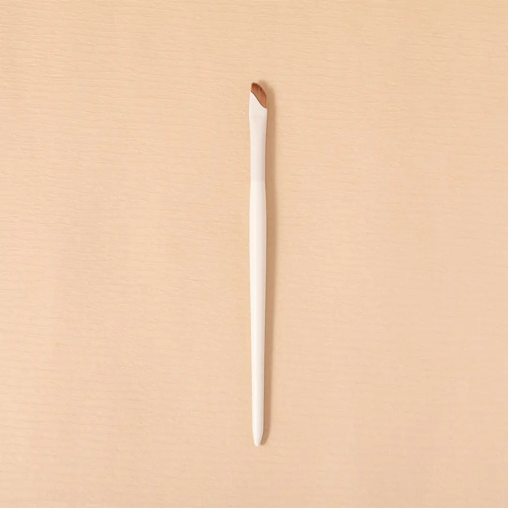 Ultra Thin Oblique Eyeliner Brush 5g — feature 12