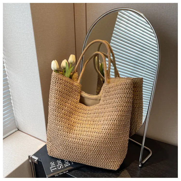 Women Woven Straw Shoulder Bag Large 2026 — feature 18
