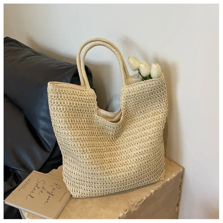 Women Woven Straw Shoulder Bag Large 2026 — feature 21