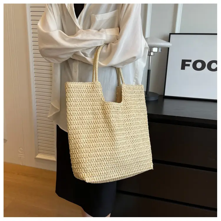 Women Woven Straw Shoulder Bag Large 2026 — feature 24