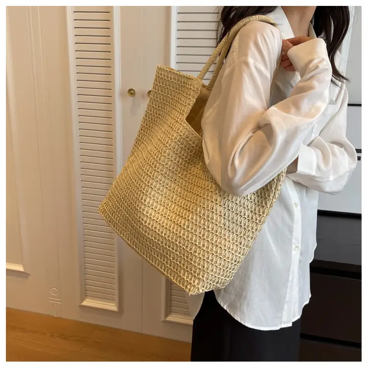 Women Woven Straw Shoulder Bag Large 2026 — feature 25