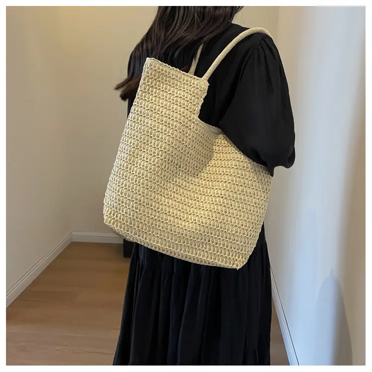 Women Woven Straw Shoulder Bag Large 2026 — feature 27