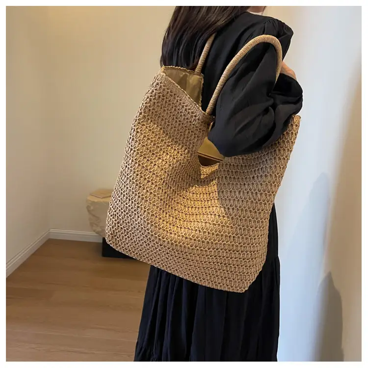 Women Woven Straw Shoulder Bag Large 2026 — feature 31