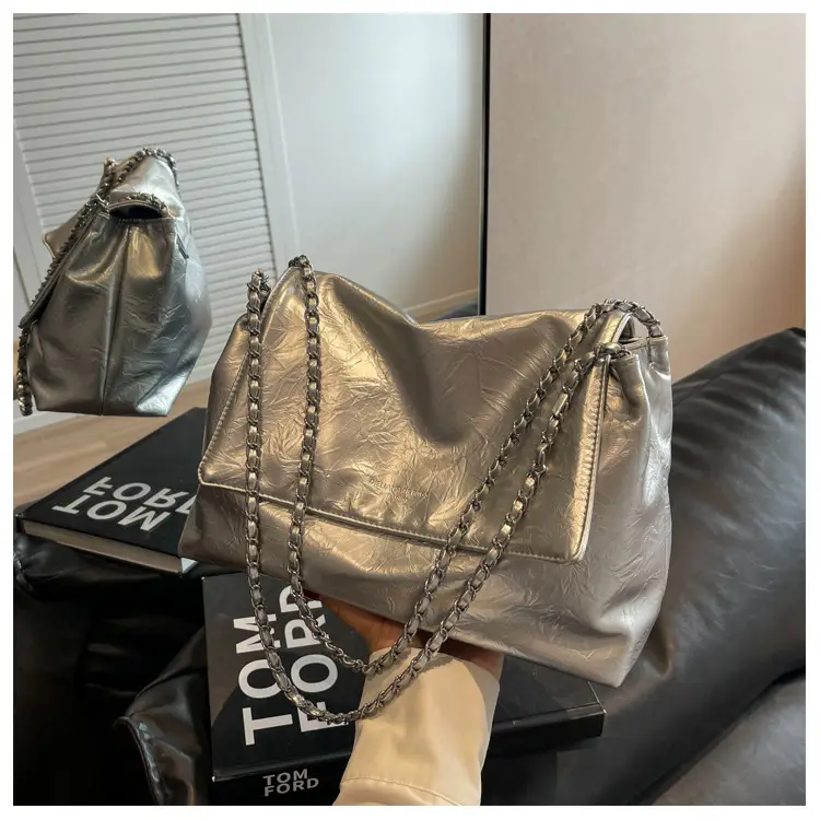 Green Leather Chain Shoulder Bag for Women — feature 10