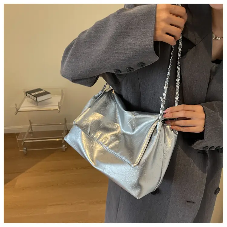 Green Leather Chain Shoulder Bag for Women — feature 24