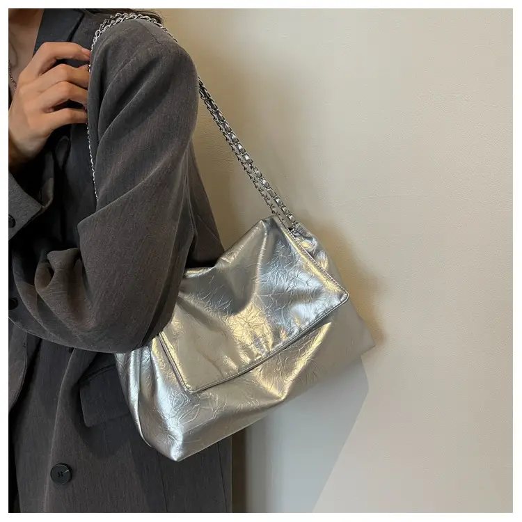 Green Leather Chain Shoulder Bag for Women — feature 26