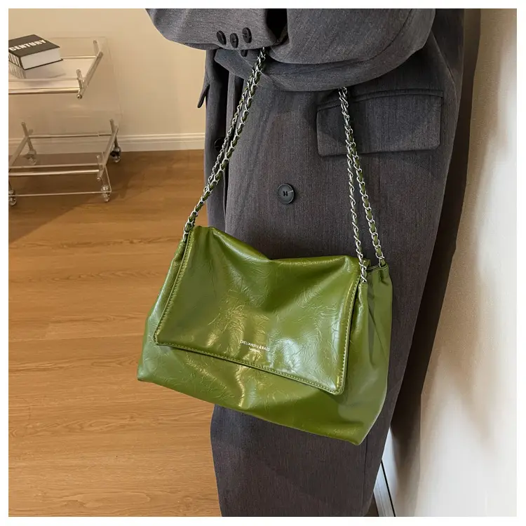 Green Leather Chain Shoulder Bag for Women — feature 29