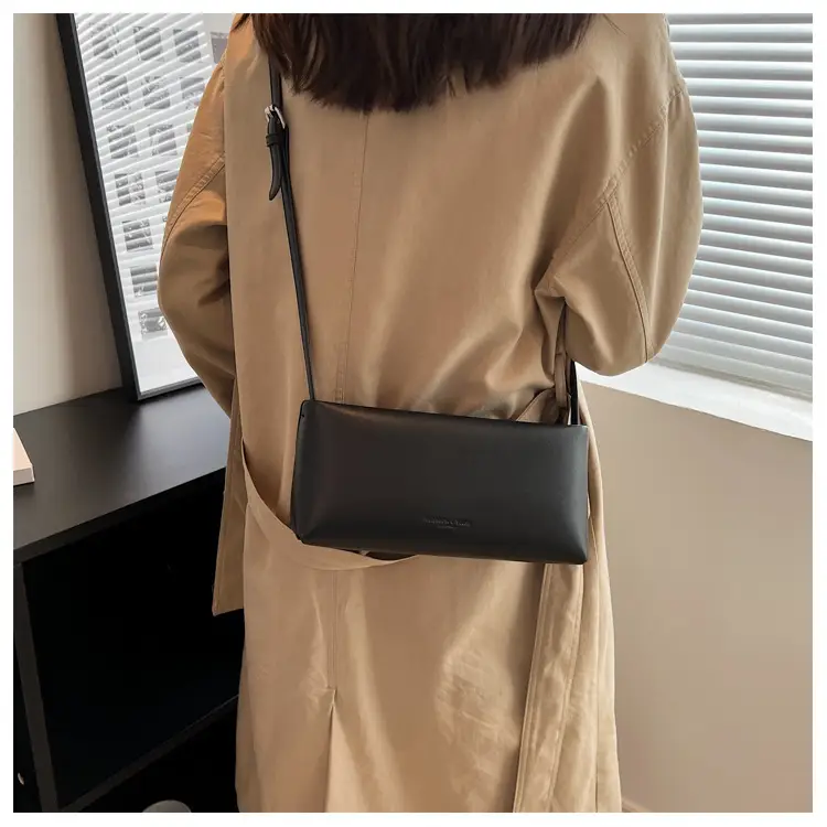 Black French Stick Shoulder Bag for Women 2022 — feature 12