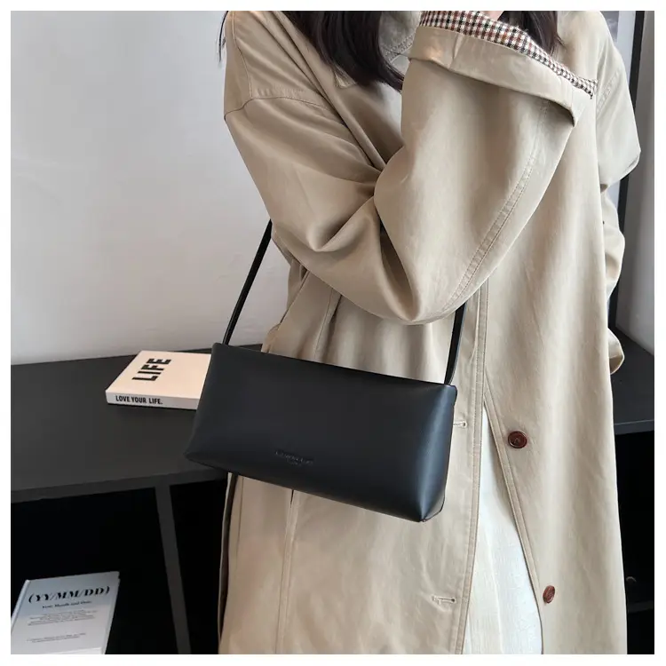 Black French Stick Shoulder Bag for Women 2022 — feature 14