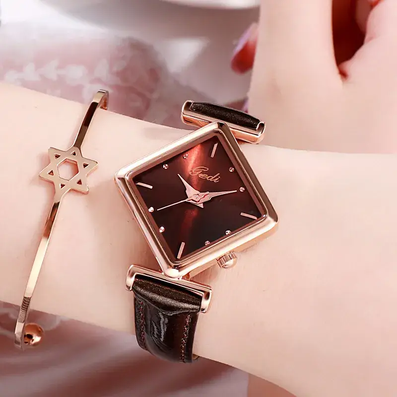 Goldie Women's Rose Gold Quartz Watch with Star & Crown Design - Image 3