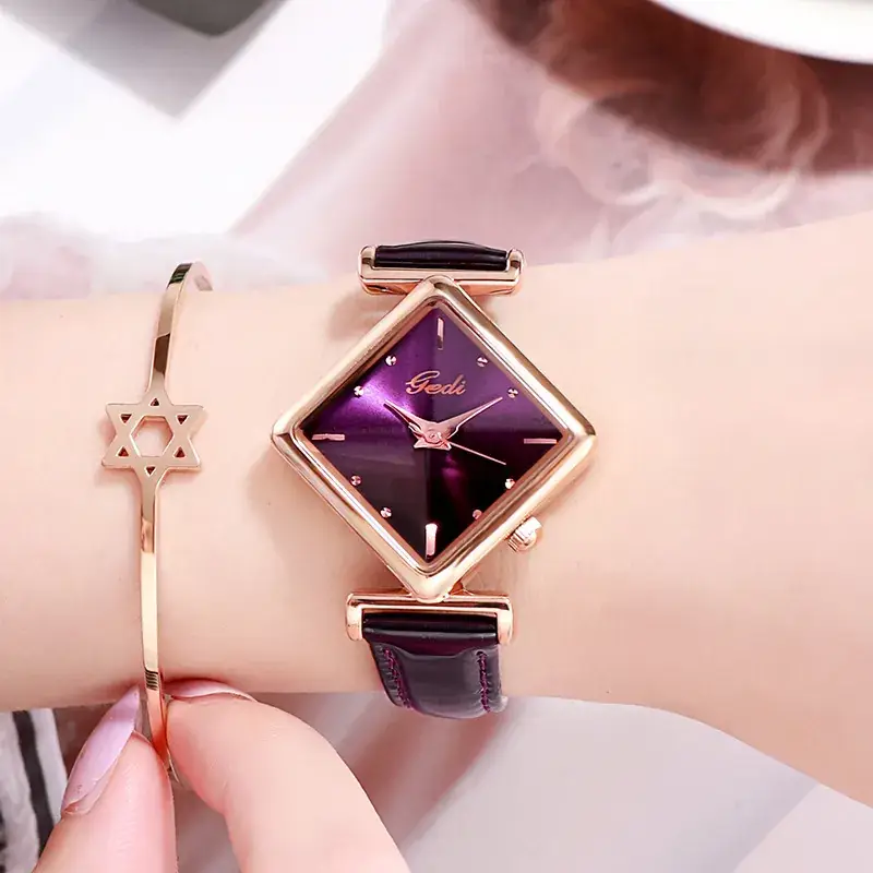 Goldie Women's Rose Gold Quartz Watch with Star & Crown Design - Image 4
