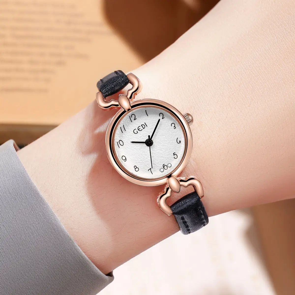 Gedi Women's Watch Rose Gold Brown Leather Quartz Waterproof — feature 21