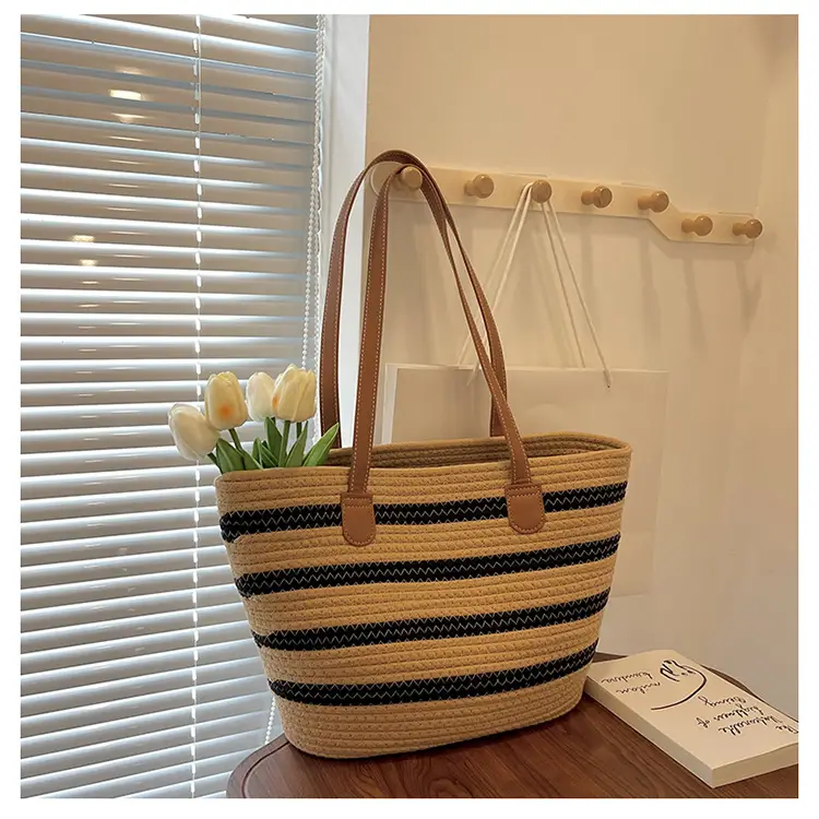 Women's Large Straw Bag with Stripes 2023 — feature 13
