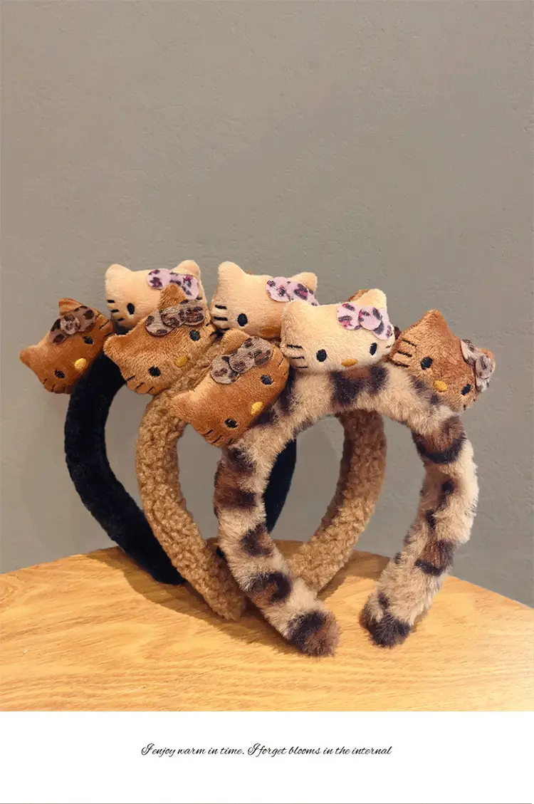 Plush Bear Headband for Face Wash 2023 — feature 6