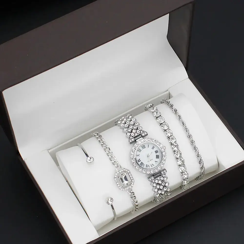 Women's Exquisite Diamond Bracelet Watch Set with Box - Image 2