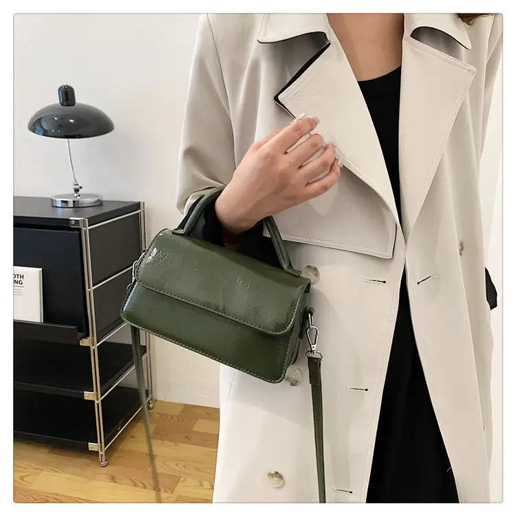 New Women's Brown Leather Crossbody Bag — feature 16
