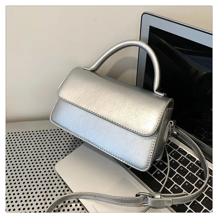 New Women's Brown Leather Crossbody Bag — feature 32
