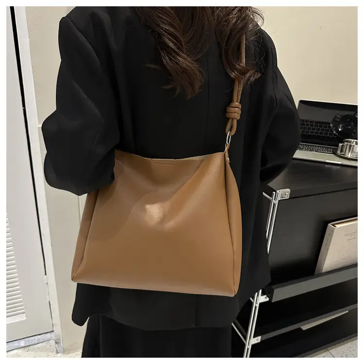 Women's Tan Leather Shoulder Bag 2024 Spring — feature 19