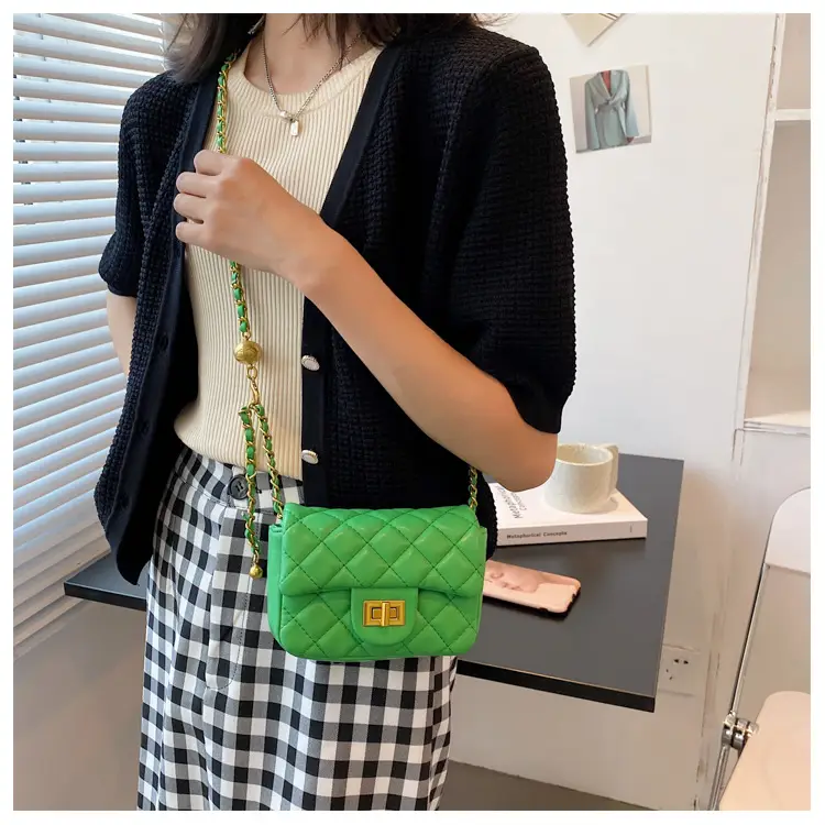 Yellow Quilted Chain Shoulder Bag for Women 2024 — feature 12