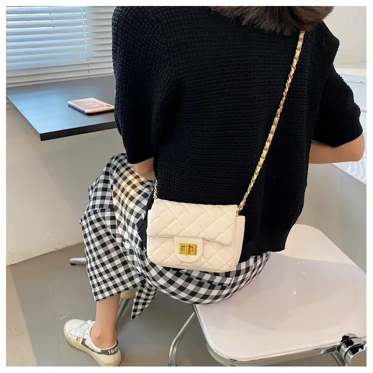 Yellow Quilted Chain Shoulder Bag for Women 2024 — feature 16