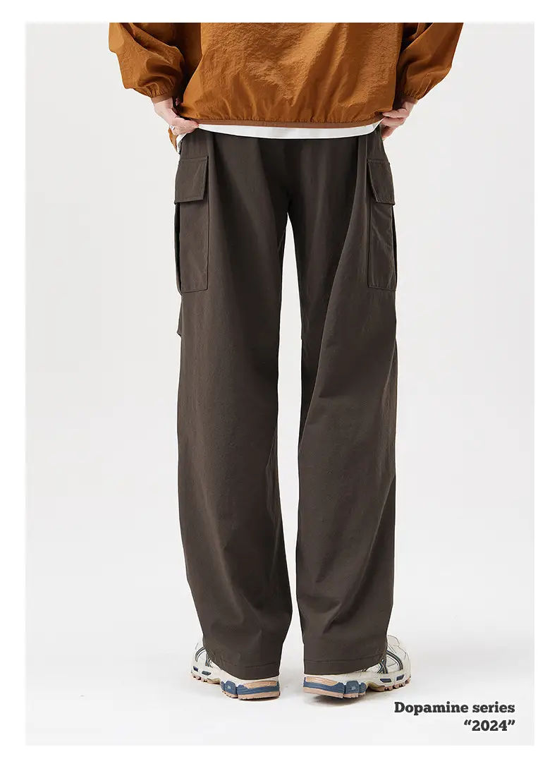 Men Mountain Style Pleated Cargo Pants Large Pockets Brown — feature 18