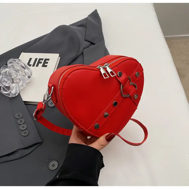 Heart Shaped Shoulder Bag for Women 2024 — feature 21