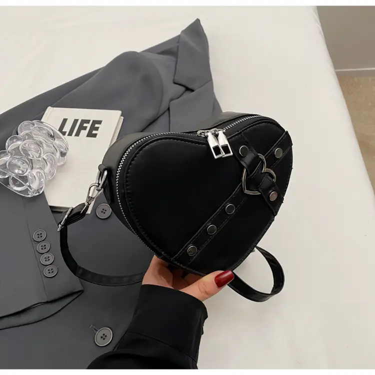 Heart Shaped Shoulder Bag for Women 2024 — feature 22