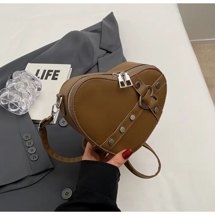 Heart Shaped Shoulder Bag for Women 2024 — feature 23