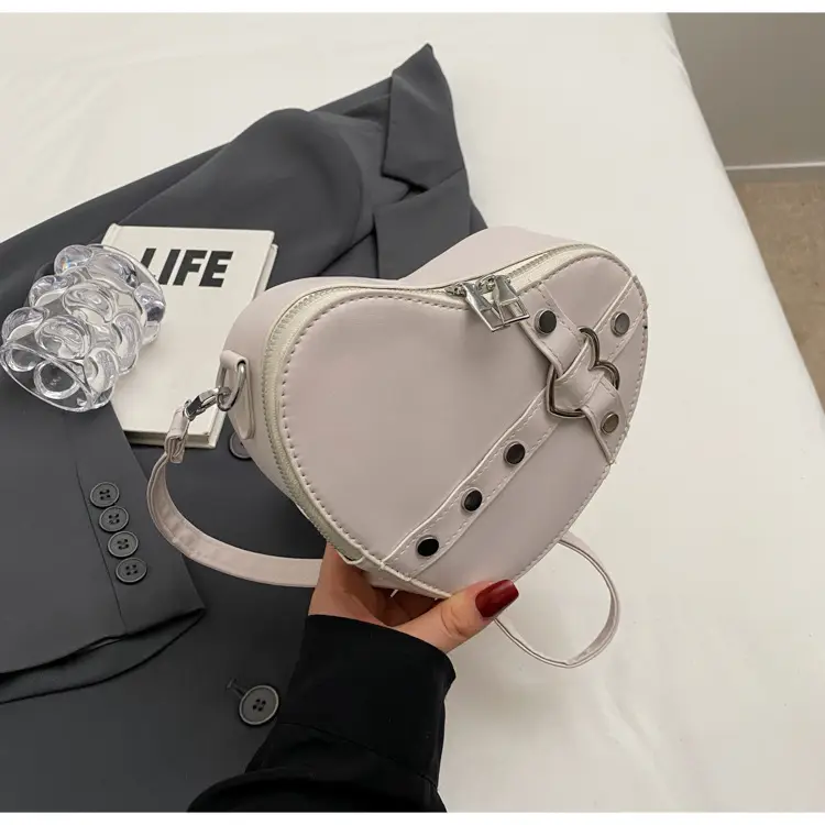 Heart Shaped Shoulder Bag for Women 2024 — feature 25