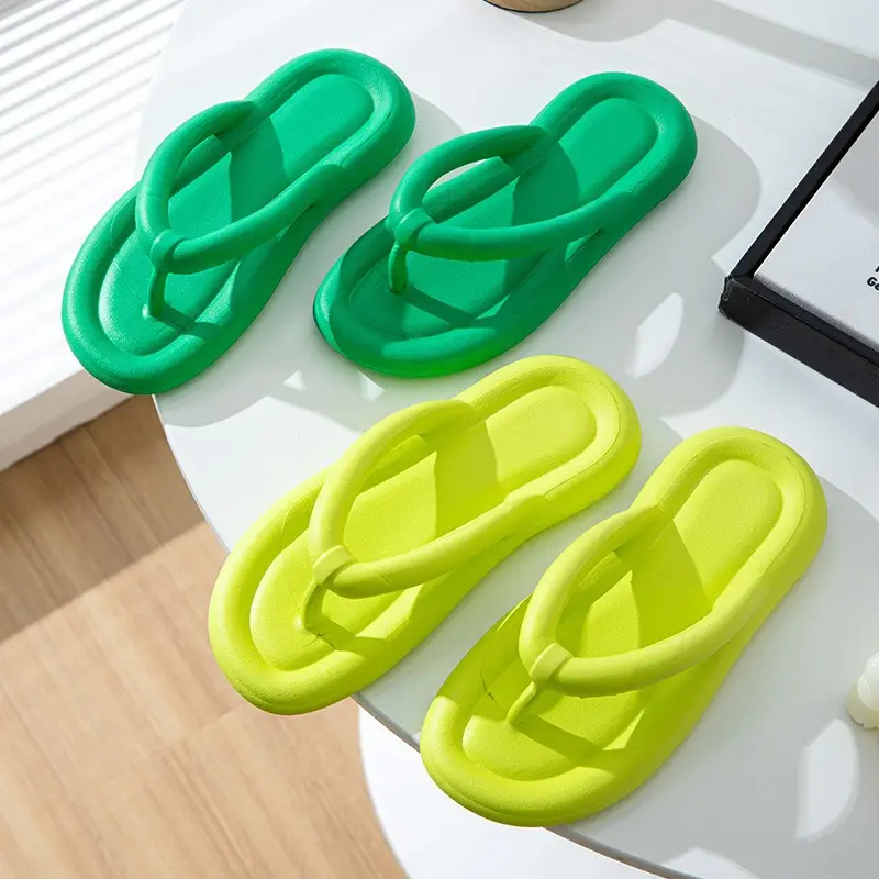 Summer Flip-Flops Ins Internet Celebrity Flip-Flops Beach Slippers Women's Large Size Cute Seaside Sandals Wholesale - Image 6