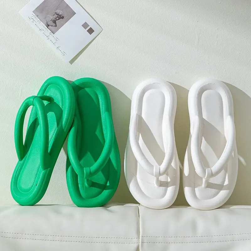 Summer Flip-Flops Ins Internet Celebrity Flip-Flops Beach Slippers Women's Large Size Cute Seaside Sandals Wholesale - Image 7