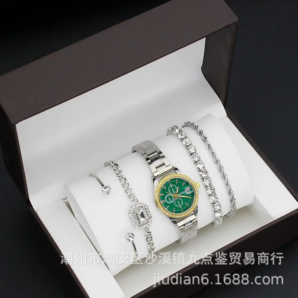 Women's Gold Quartz Watch with Diamond Bracelet Set - Image 13
