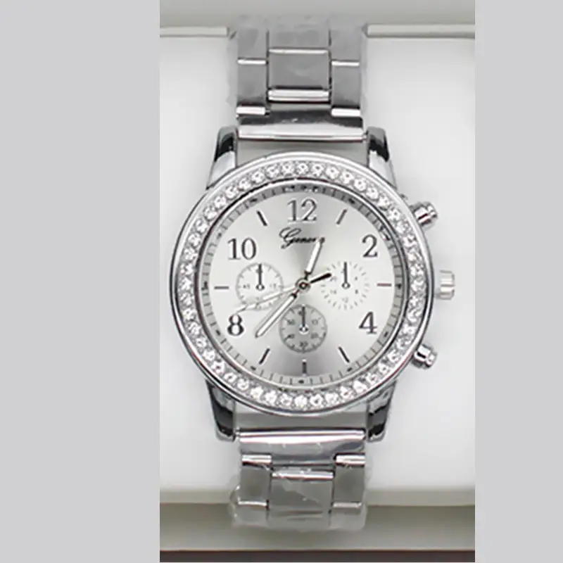 Women's Gold Quartz Watch with Diamond Bracelet Set - Image 6