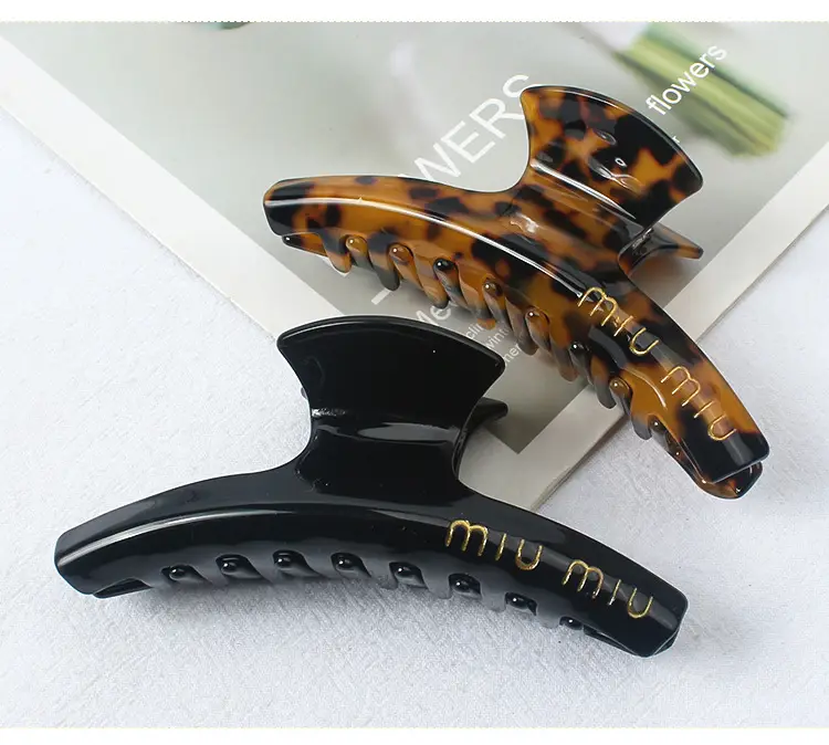 Oversized Japanese Hair Grip Clip with MIU Design — feature 6