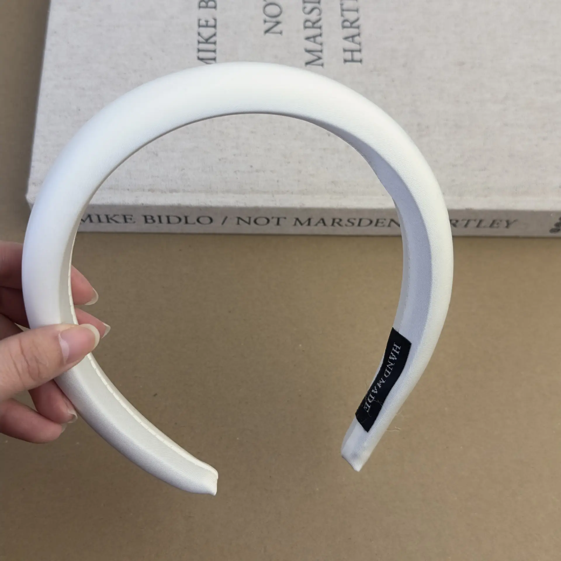 Pure Color Elegant Sponge Headband for Hair Accessories - Image 11