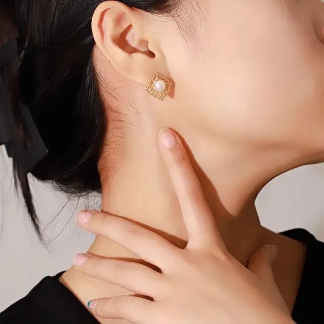 French Vintage Pearl Earrings for Women - Image 5