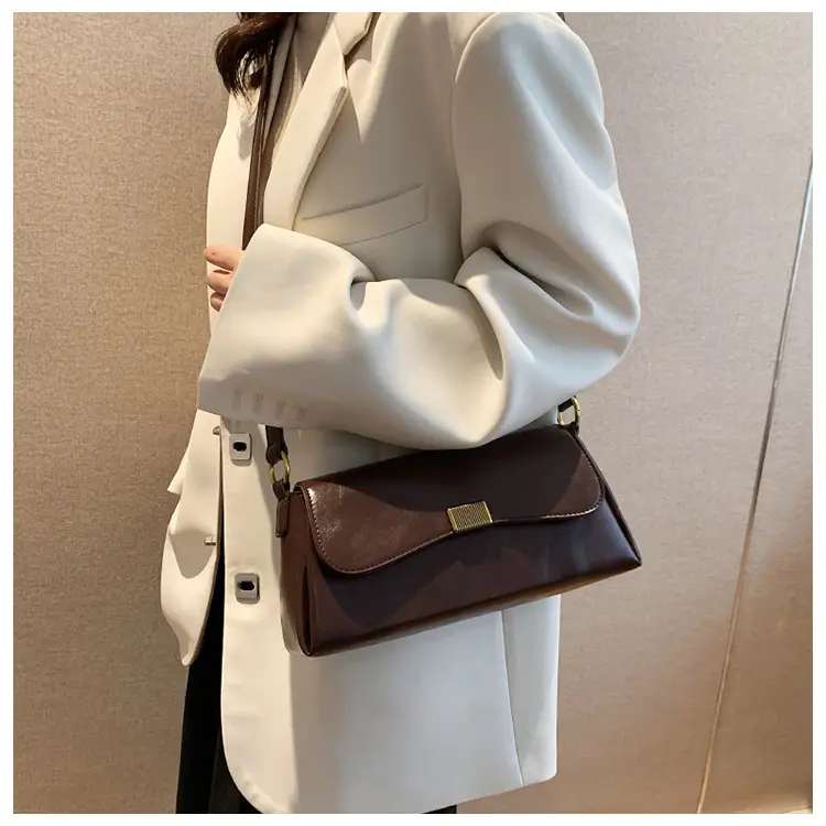 Women's Brown Crossbody Bag with Gold Plated Clasp — feature 12