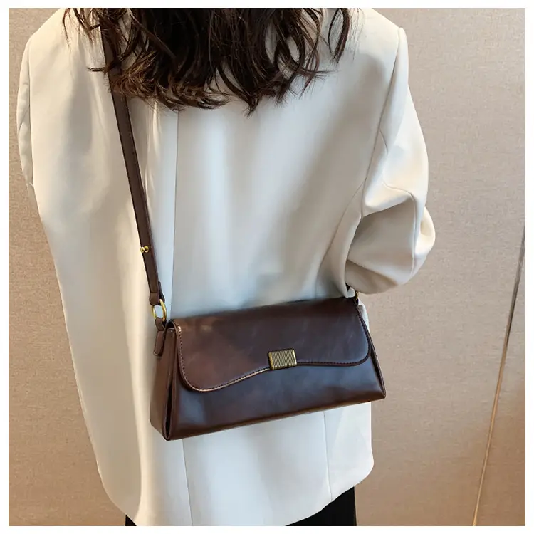 Women's Brown Crossbody Bag with Gold Plated Clasp — feature 14