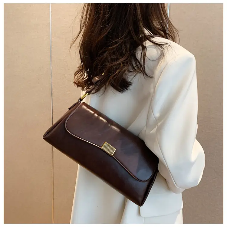 Women's Brown Crossbody Bag with Gold Plated Clasp — feature 15