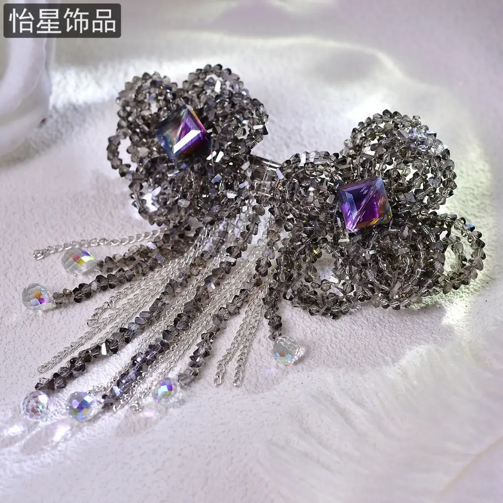Crystal Tassel Hairpin with Silver Flower Design — feature 8